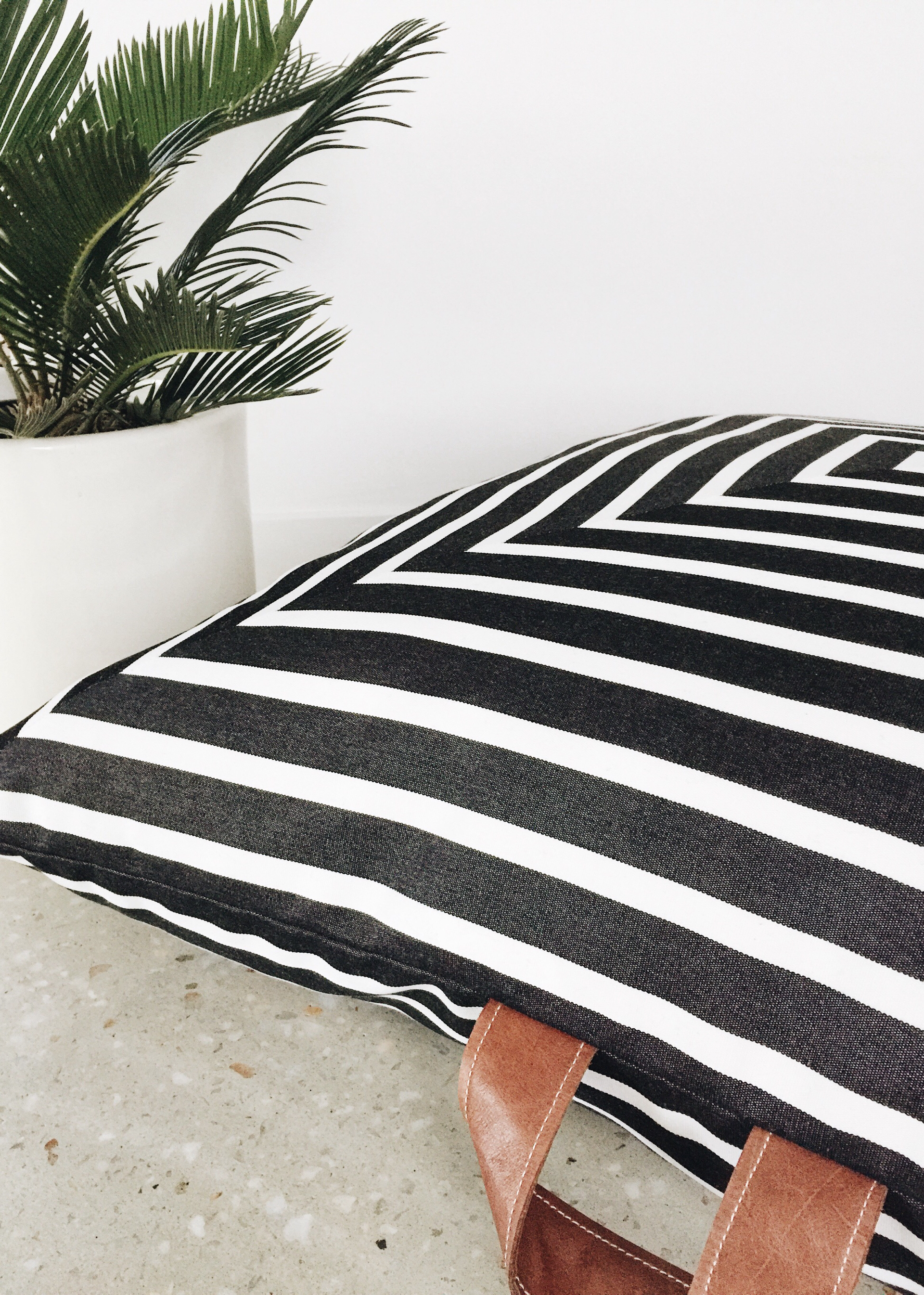 Black and White Square Fox Large square Sunbrella outdoor floor cushions leather handles 3